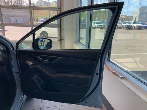 Used 2020 Subaru Crosstrek 2.0i Limited w/ Moonroof Package w/Navigation AWD/4WD image 24