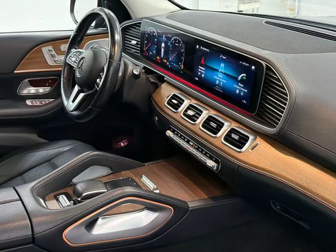 Used 2020 Mercedes-Benz GLS 450 4MATIC image 10