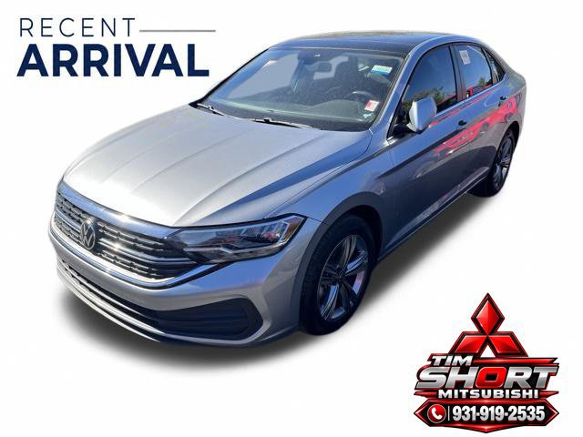Used 2024 Volkswagen Jetta SE FWD image 1