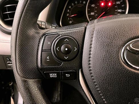 Used 2015 Toyota RAV4 XLE image 18