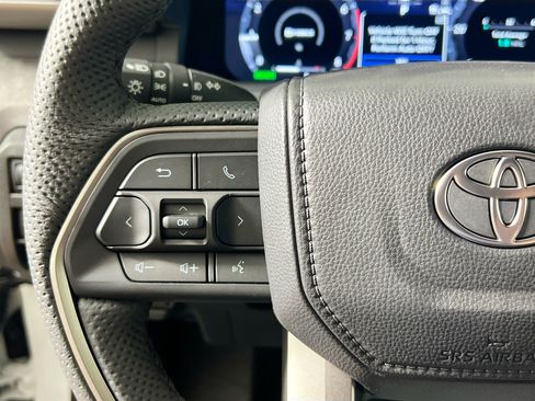 New 2026 Toyota Tacoma 4x4 Double Cab Hybrid image 18