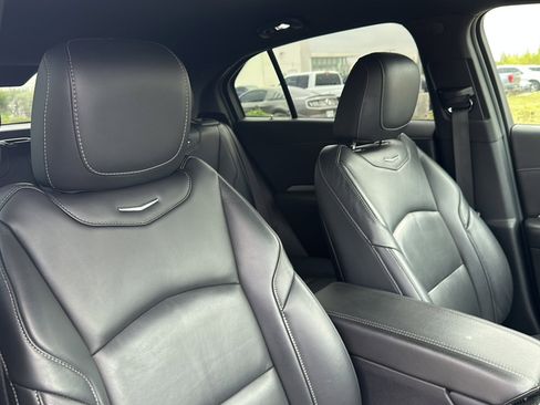 Used 2022 Cadillac XT4 Premium Luxury w/ Safety Alert Package image 24