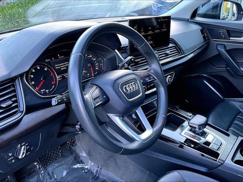 Used 2023 Audi Q5 2.0T Premium w/ Convenience Package AWD/4WD image 17