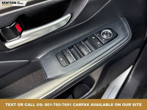 Used 2025 Toyota Grand Highlander AWD image 22