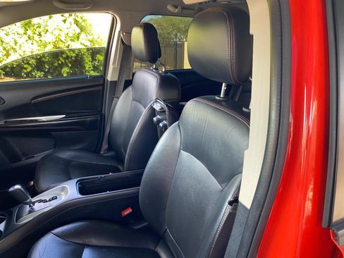 Used 2018 Dodge Journey GT FWD image 17