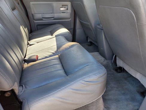 Used 2005 Dodge Dakota Laramie w/ Trailer Tow Group image 29