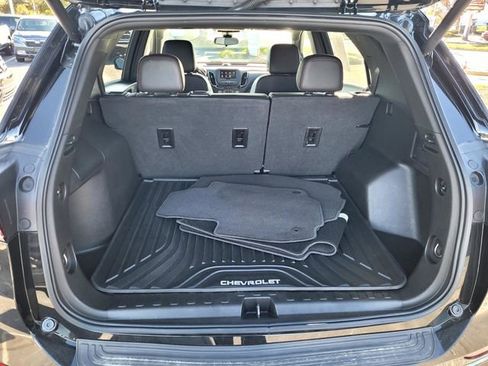 Used 2022 Chevrolet Equinox RS image 18