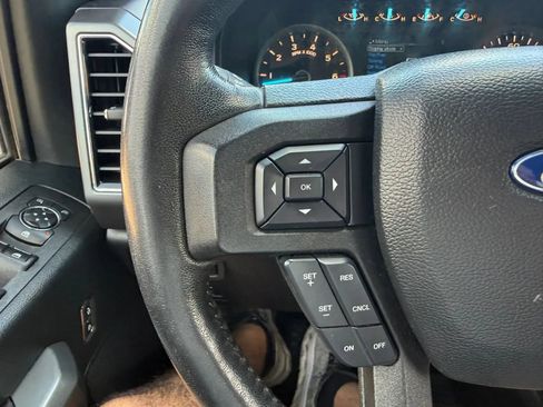 Used 2018 Ford F150 XLT w/ Equipment Group 302A Luxury AWD/4WD image 31