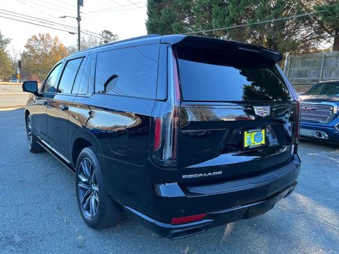 Used 2023 Cadillac Escalade ESV Sport w/ Touring Package image 6