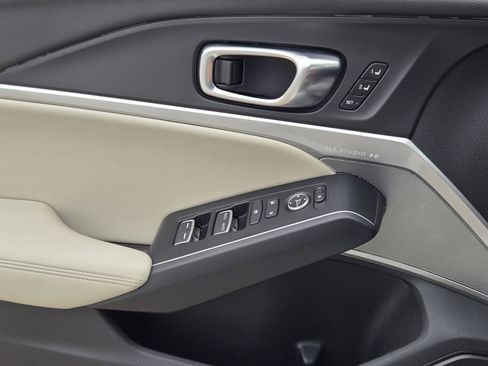 Certified 2024 Acura Integra A-Spec image 23