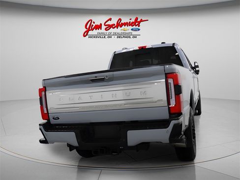 Used 2024 Ford F350 Platinum w/ FX4 Off-Road Package image 5