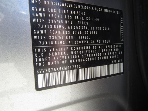 Used 2024 Volkswagen Tiguan Wolfsburg Edition image 30