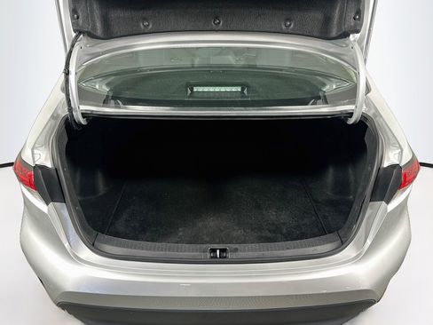 Used 2025 Toyota Corolla LE FWD image 26