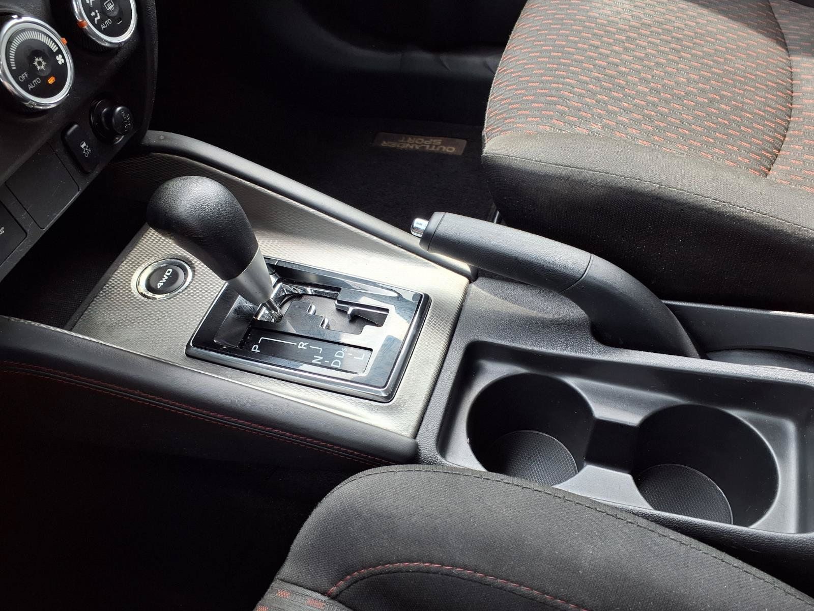 Used 2018 Mitsubishi Outlander Sport ES AWD/4WD image 9