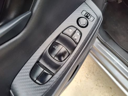 Used 2025 Nissan Sentra S FWD image 19
