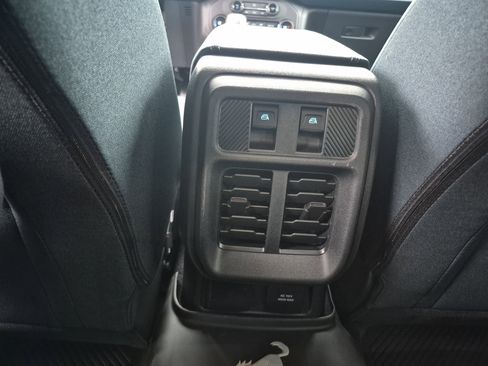 New 2025 Ford Bronco Heritage Edition image 18