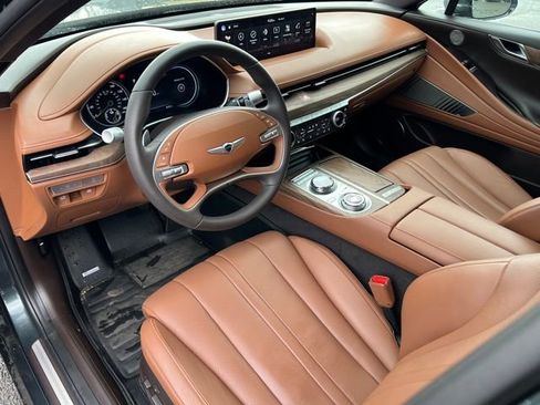 Used 2024 Genesis G80 image 10