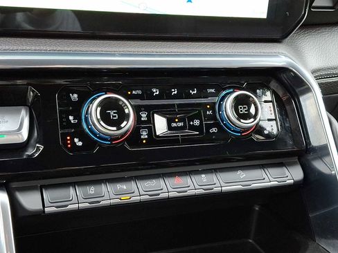 Certified 2024 GMC Sierra 3500 Denali w/ Denali Reserve Package image 17