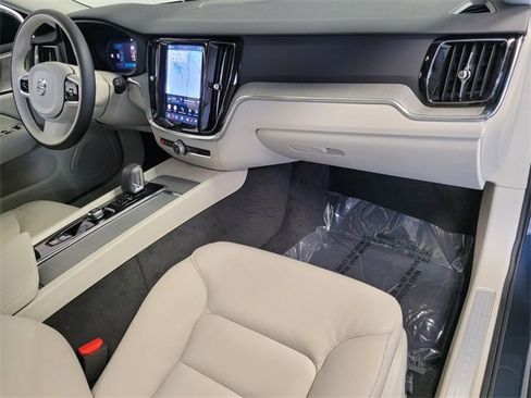Certified 2026 Volvo V60 B5 Cross Country Plus w/ Protection Package Premier image 20