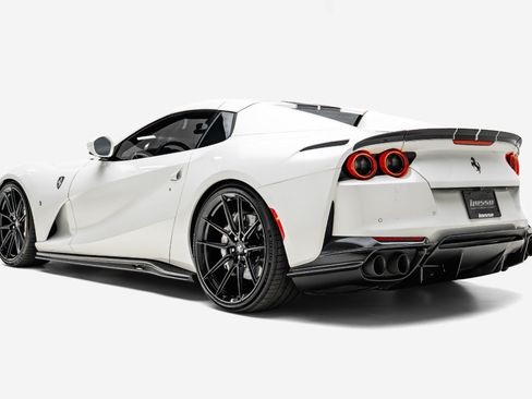 Used 2022 Ferrari 812 GTS RWD image 9