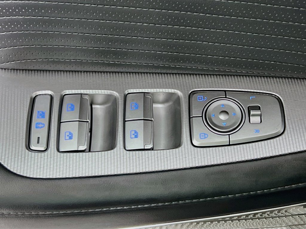 Used 2025 Hyundai Palisade Calligraphy AWD/4WD image 16