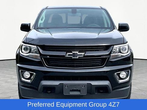Used 2017 Chevrolet Colorado Z71 w/ Z71 Midnight Edition image 3