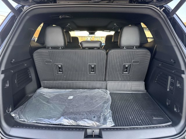 Used 2026 Buick Enclave Avenir w/ Super Cruise Package AWD/4WD image 25