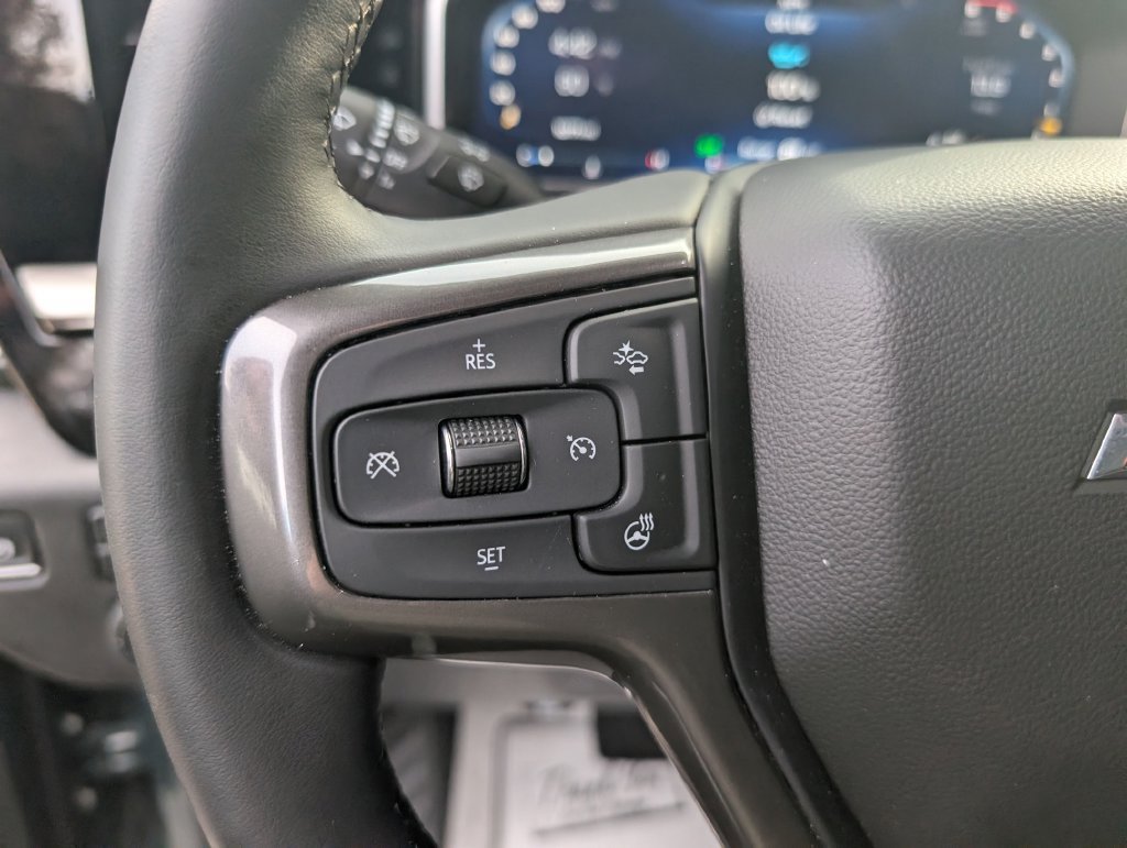 Used 2026 Chevrolet Silverado 2500 ZR2 w/ LPO, Dark Essentials Package AWD/4WD image 19