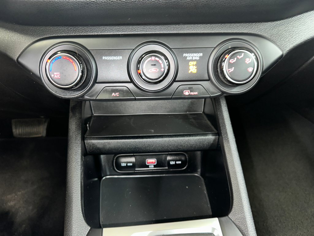 Used 2023 Kia Forte LXS w/ LXS Technology Package FWD image 13
