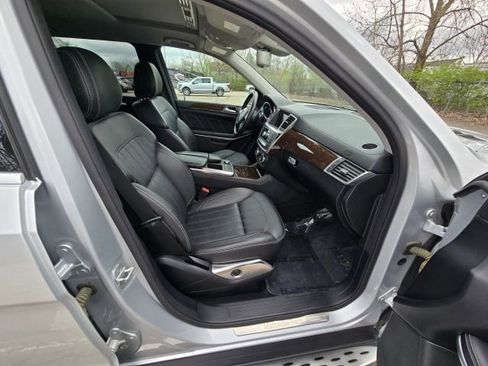 Used 2013 Mercedes-Benz GL 450 4MATIC image 16