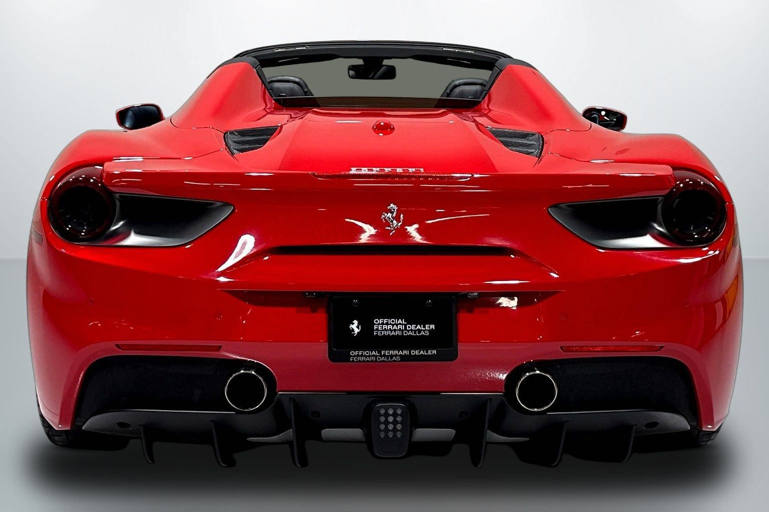 Used 2018 Ferrari 488 Spider RWD image 6