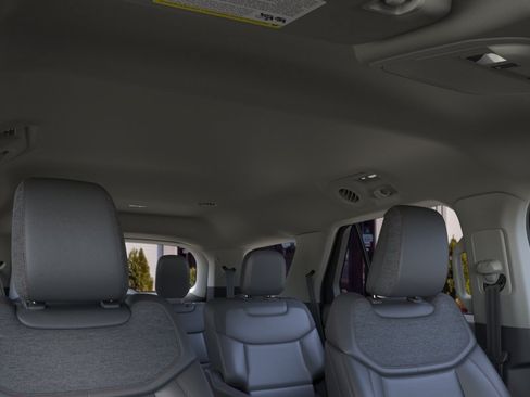 New 2026 Ford Explorer Active w/ Active Comfort Package RWD image 37