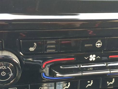 New 2025 Jeep Grand Cherokee Laredo X w/ Luxury Tech Group I image 21