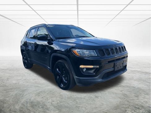 Certified 2020 Jeep Compass Latitude image 2