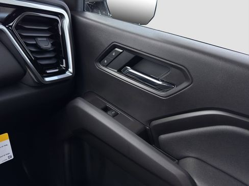 New 2026 GMC Canyon Elevation w/ Convenience Package image 27