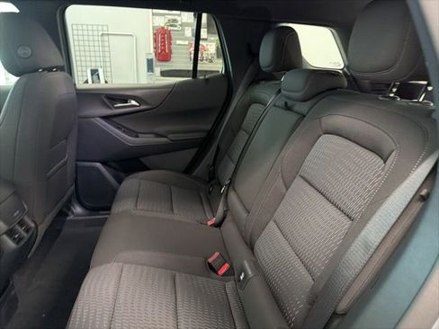 New 2026 Chevrolet Equinox LT FWD image 19