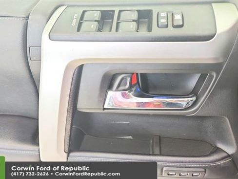 Used 2022 Toyota 4Runner Limited image 21