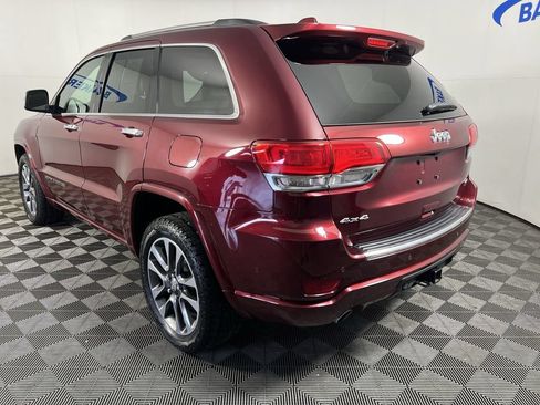 Used 2018 Jeep Grand Cherokee Overland AWD/4WD image 6