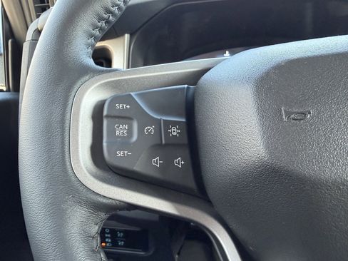 New 2025 Ford Bronco Outer Banks w/ Sasquatch Package image 17