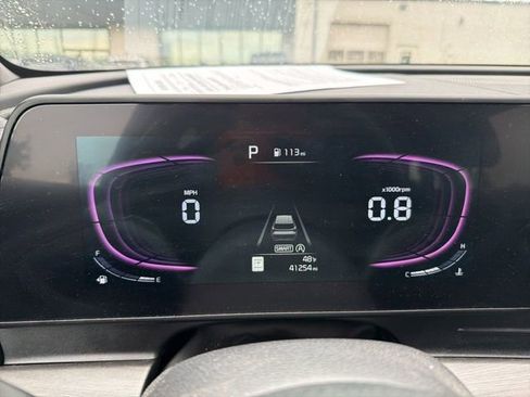 Used 2025 Kia Sportage X-Line w/ Premium Package AWD/4WD image 13
