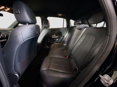 Used 2025 Mercedes-Benz GLA 250 4MATIC image 25