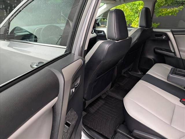 Used 2017 Toyota RAV4 Platinum AWD/4WD image 21