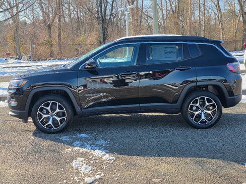 New 2026 Jeep Compass Limited image 8