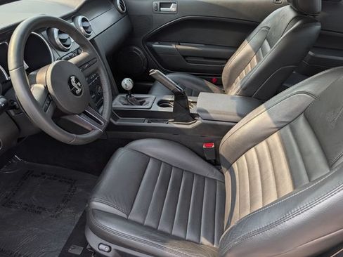 Used 2009 Ford Mustang Shelby GT500 RWD image 10