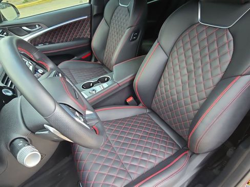 Used 2025 Genesis G70 3.3T Advanced w/ Sport Prestige Package RWD image 15