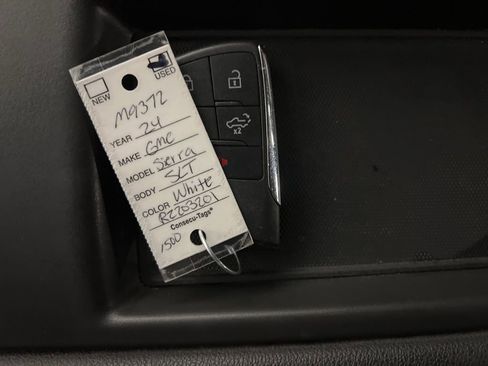 Certified 2024 GMC Sierra 1500 SLT image 20