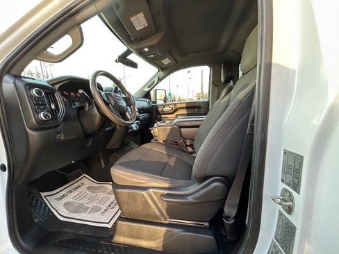 Used 2021 GMC Sierra 3500 4x4 Regular Cab w/ Convenience Package image 23