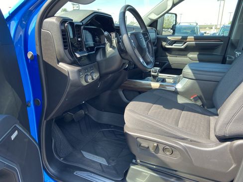 Used 2025 Chevrolet Silverado 1500 RST w/ True North Edition Plus AWD/4WD image 10
