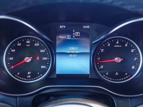 Certified 2022 Mercedes-Benz GLC 300 image 24