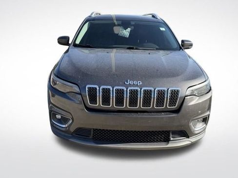 Used 2019 Jeep Cherokee Limited image 3